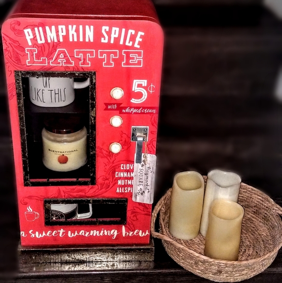 NEW! PUMPKIN SPICE ORANGE MUG COFFEE CABINET